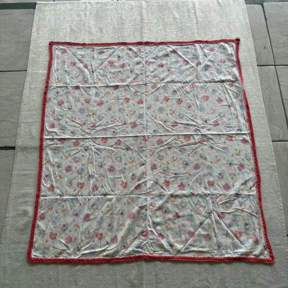 Vintage Baby Blanket Teddy Bear Print Red Crochet Trim 43x40